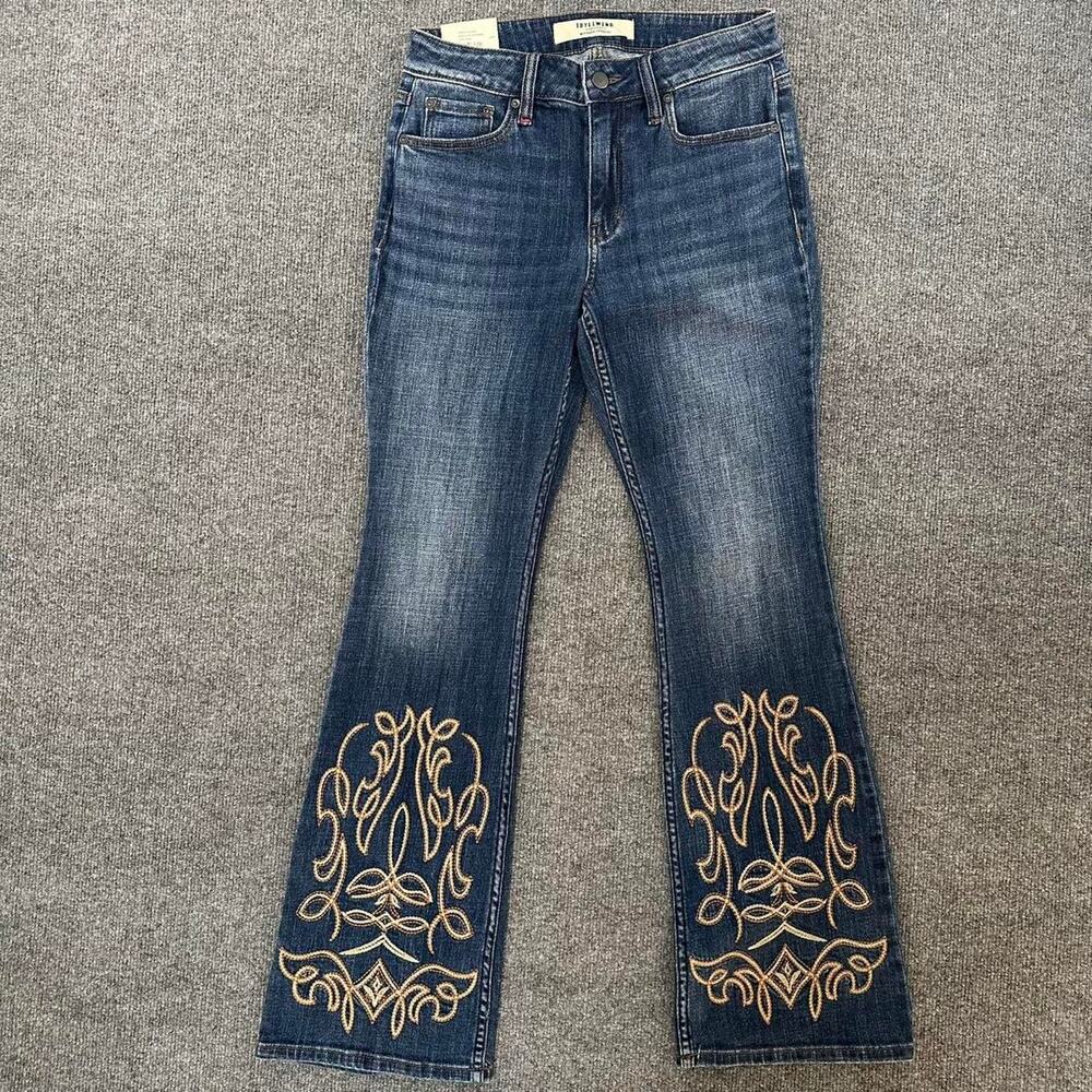 NEW Idyllwind Women’s Rebel Jeans Embroidered Western Cowgirl Flare Denim 6x32